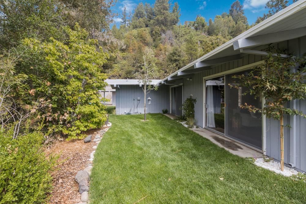 1960 Pinecrest DR