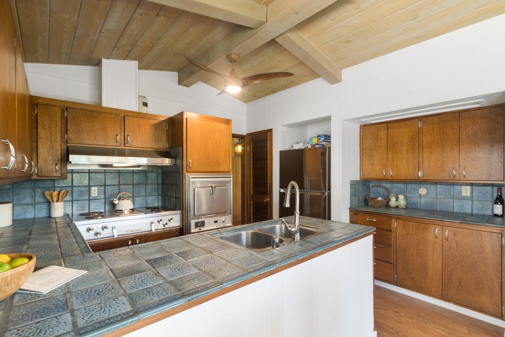1960 Pinecrest DR