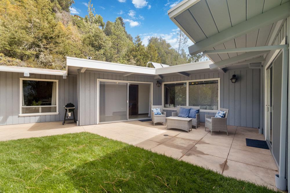 1960 Pinecrest DR