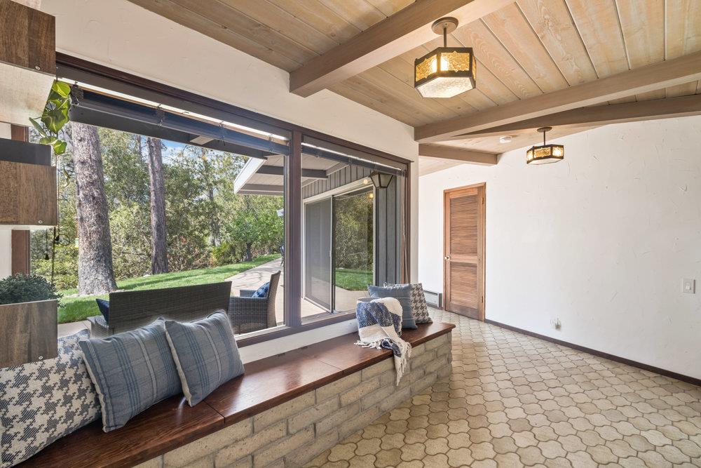 1960 Pinecrest DR