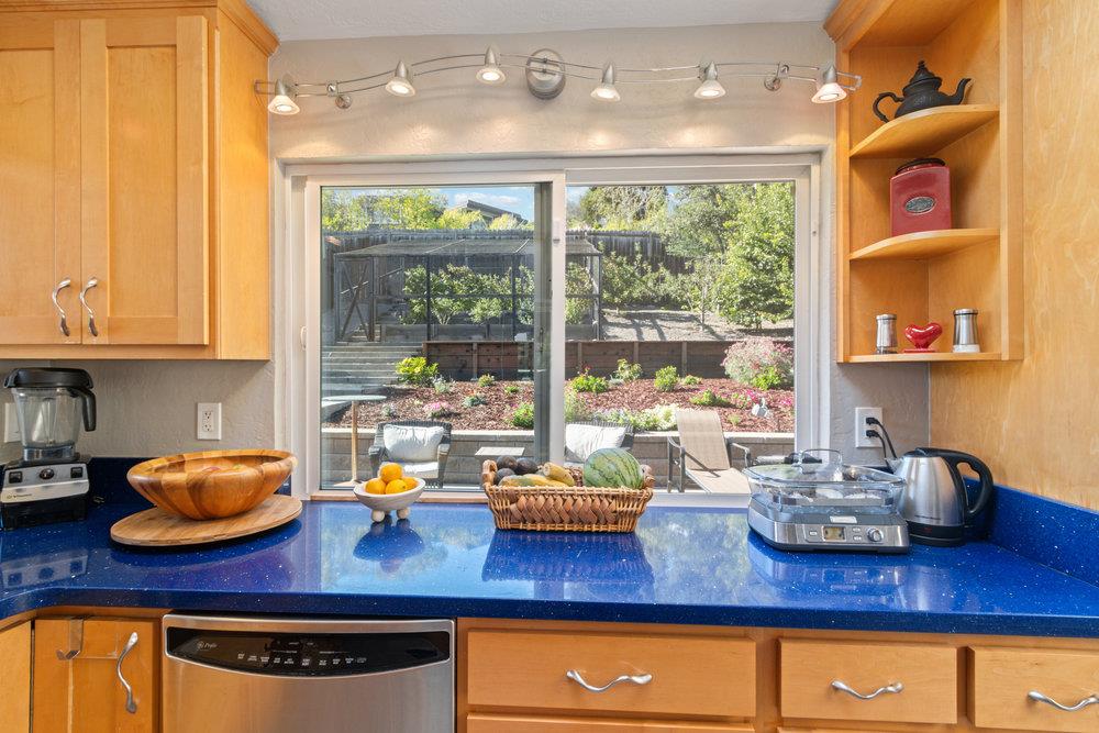 225 Esmeralda DR
