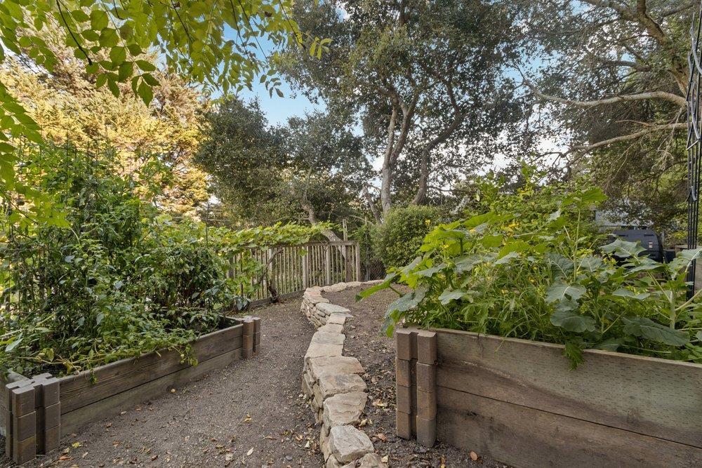 2161 La Madrona DR