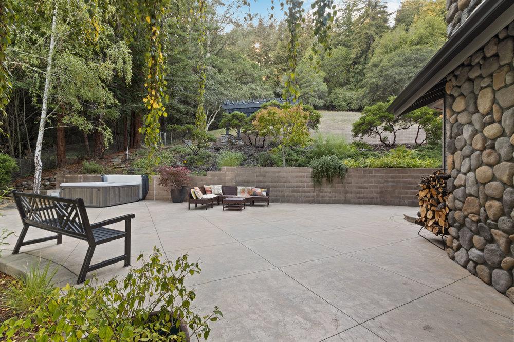 2161 La Madrona DR