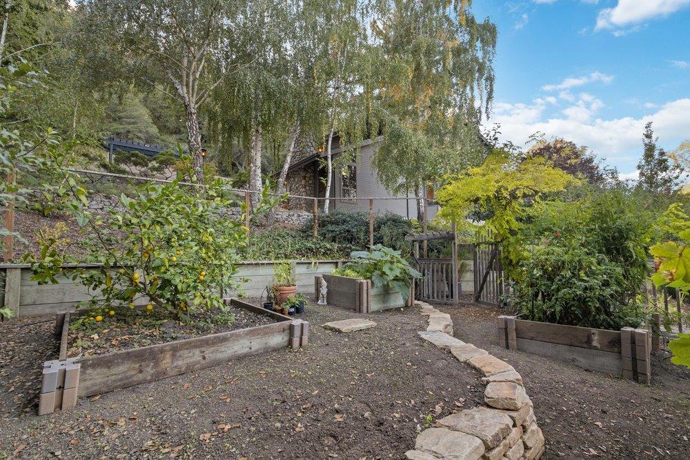 2161 La Madrona DR