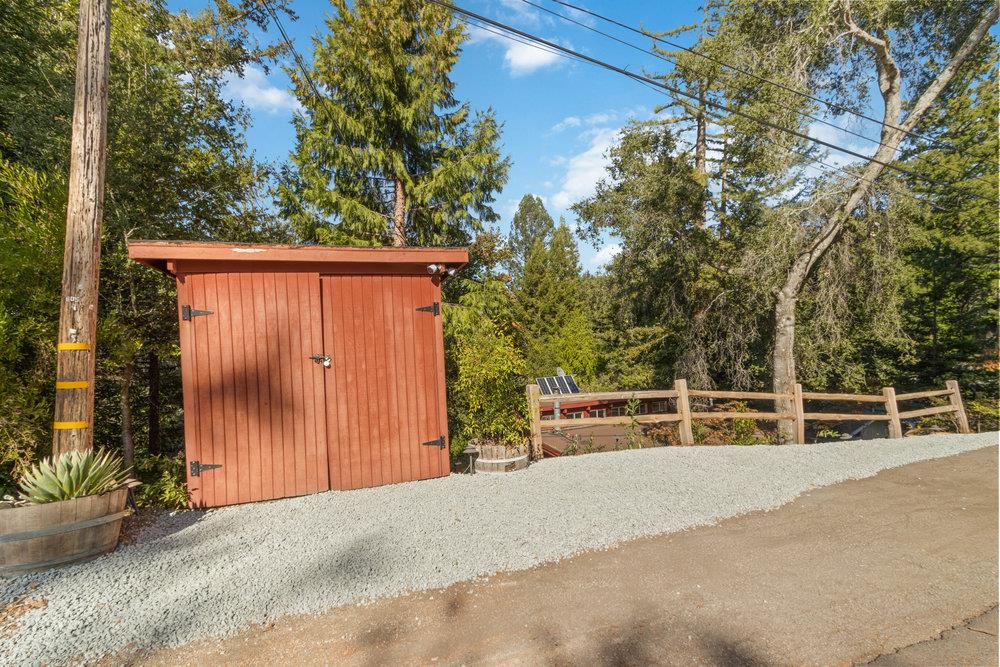 599 Blue Ridge DR