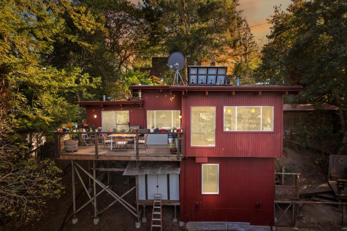 599 Blue Ridge DR