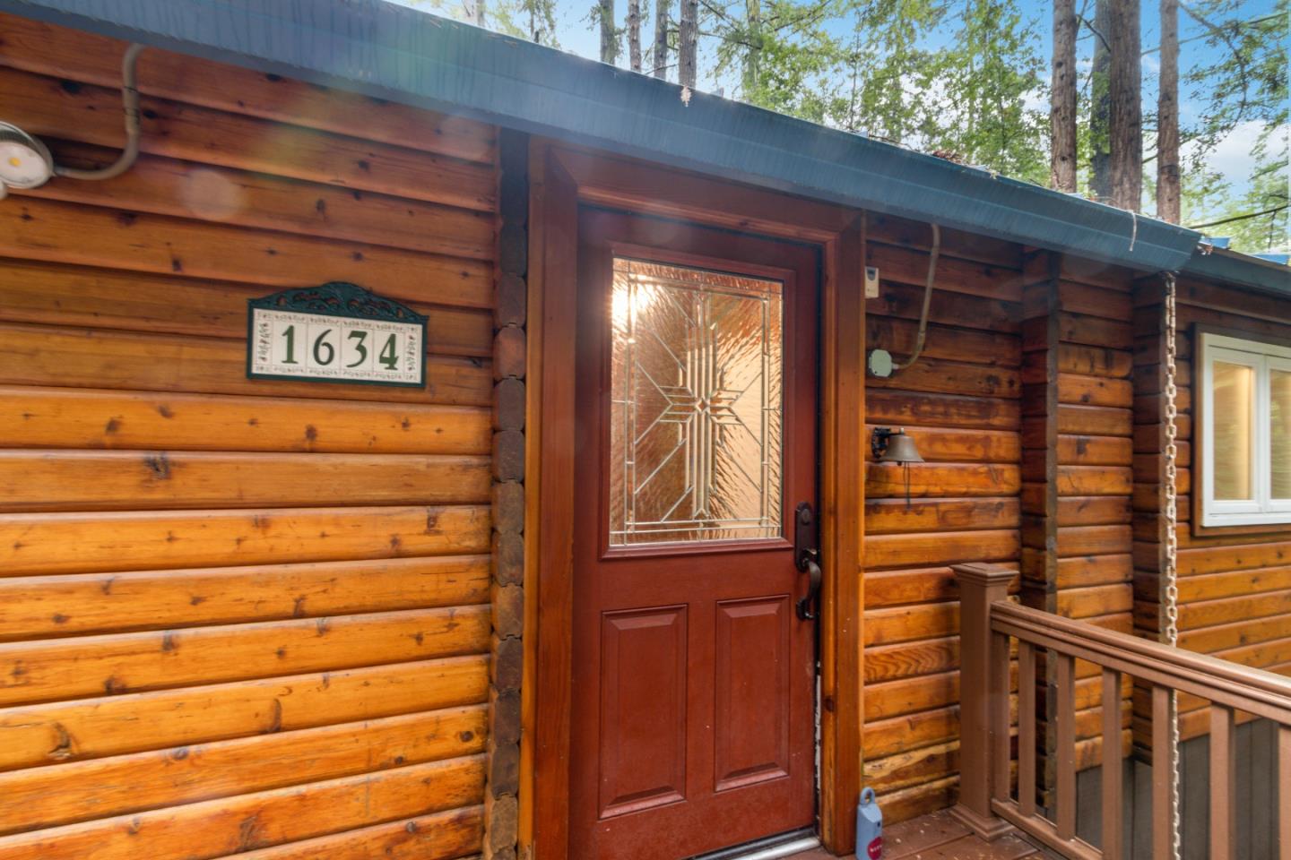 1634 Creek DR
