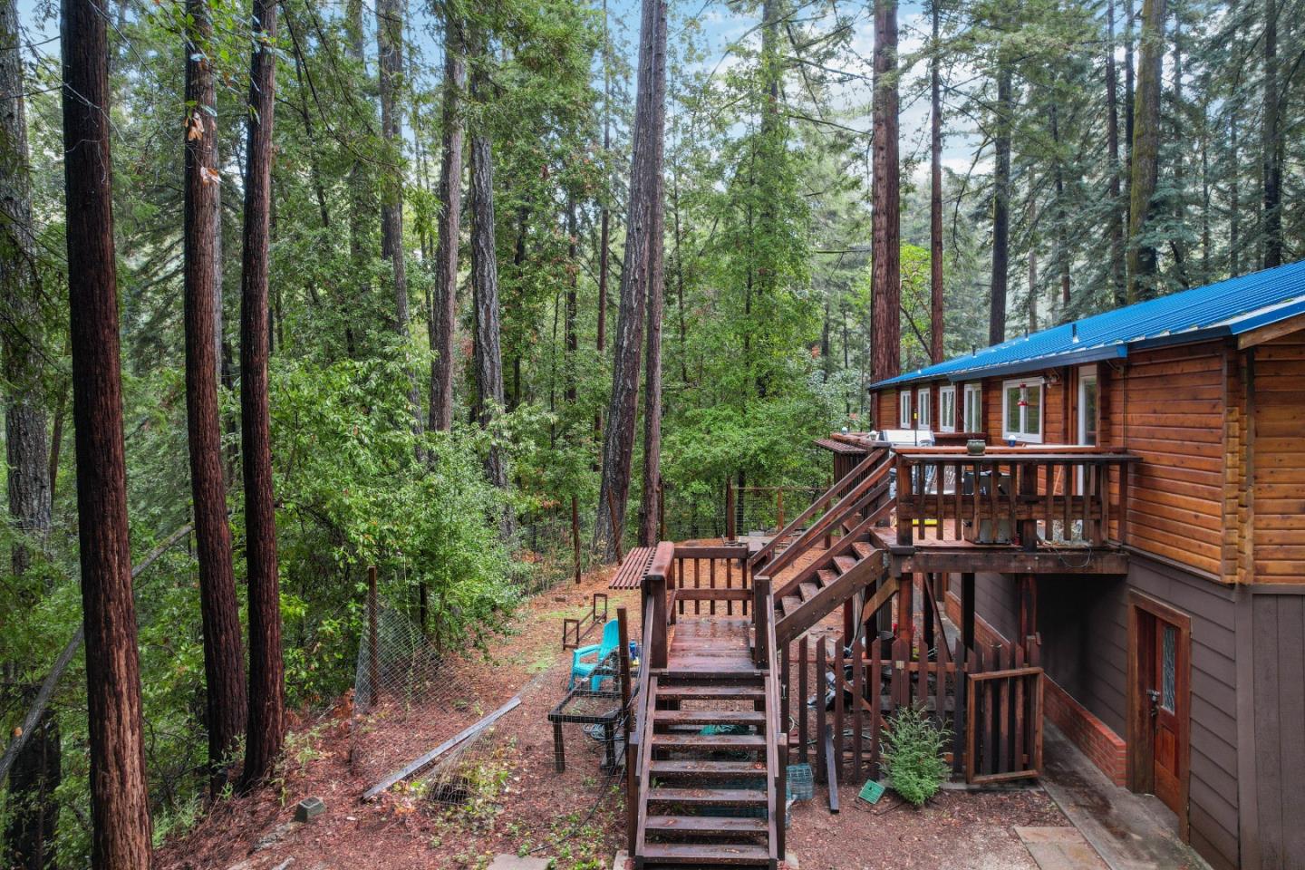 1634 Creek DR