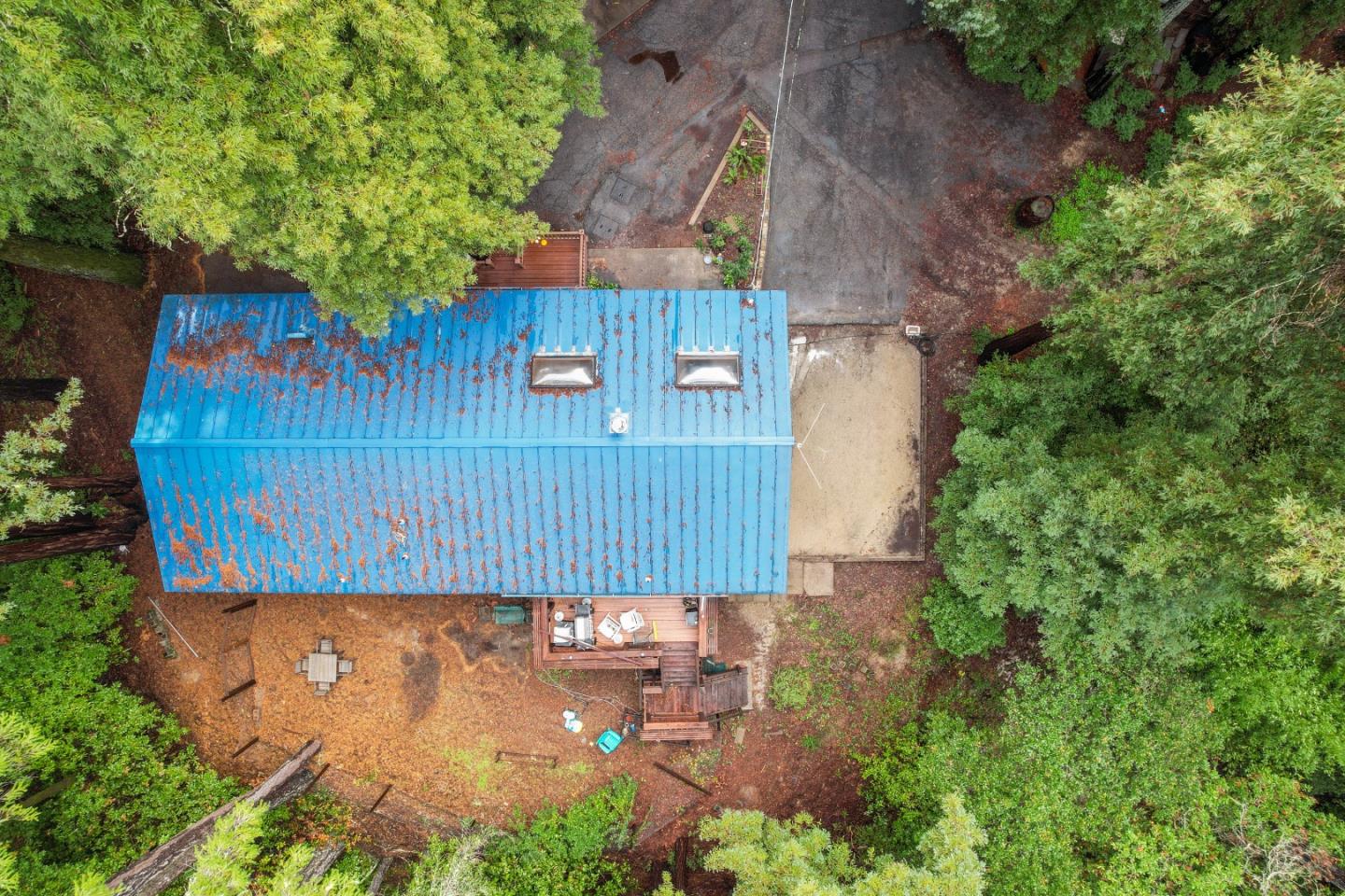 1634 Creek DR