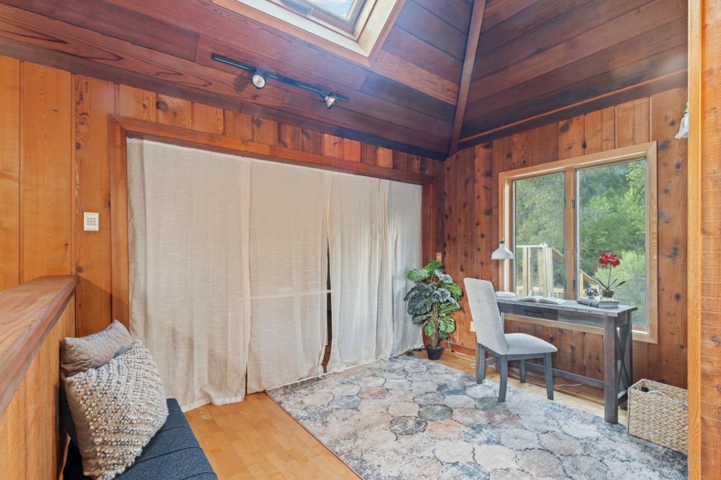 222 Timberwood RD