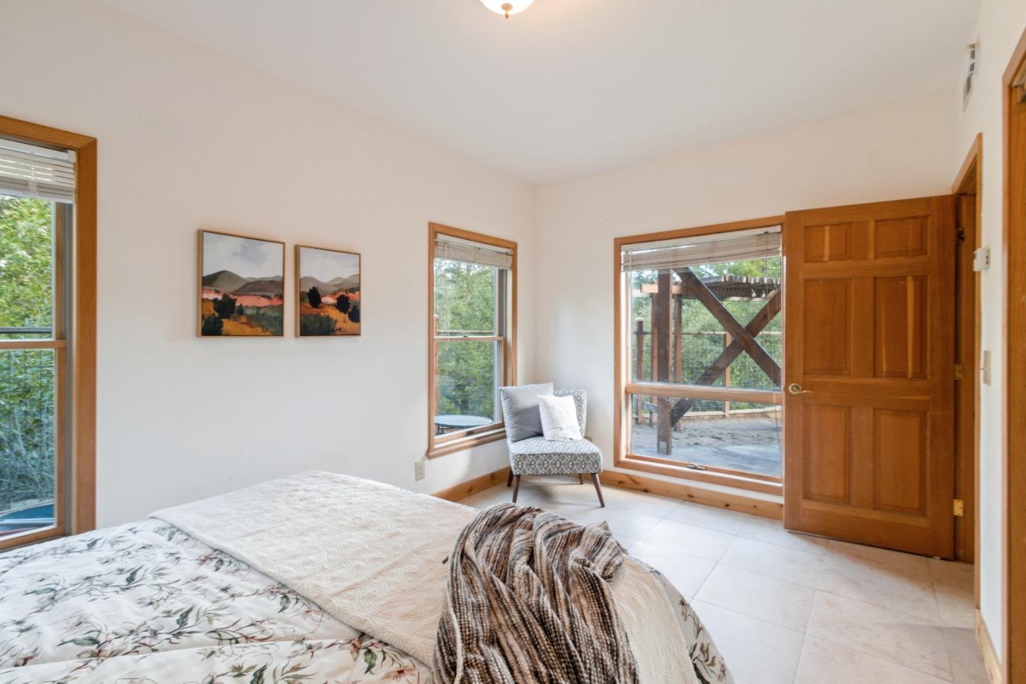222 Timberwood RD