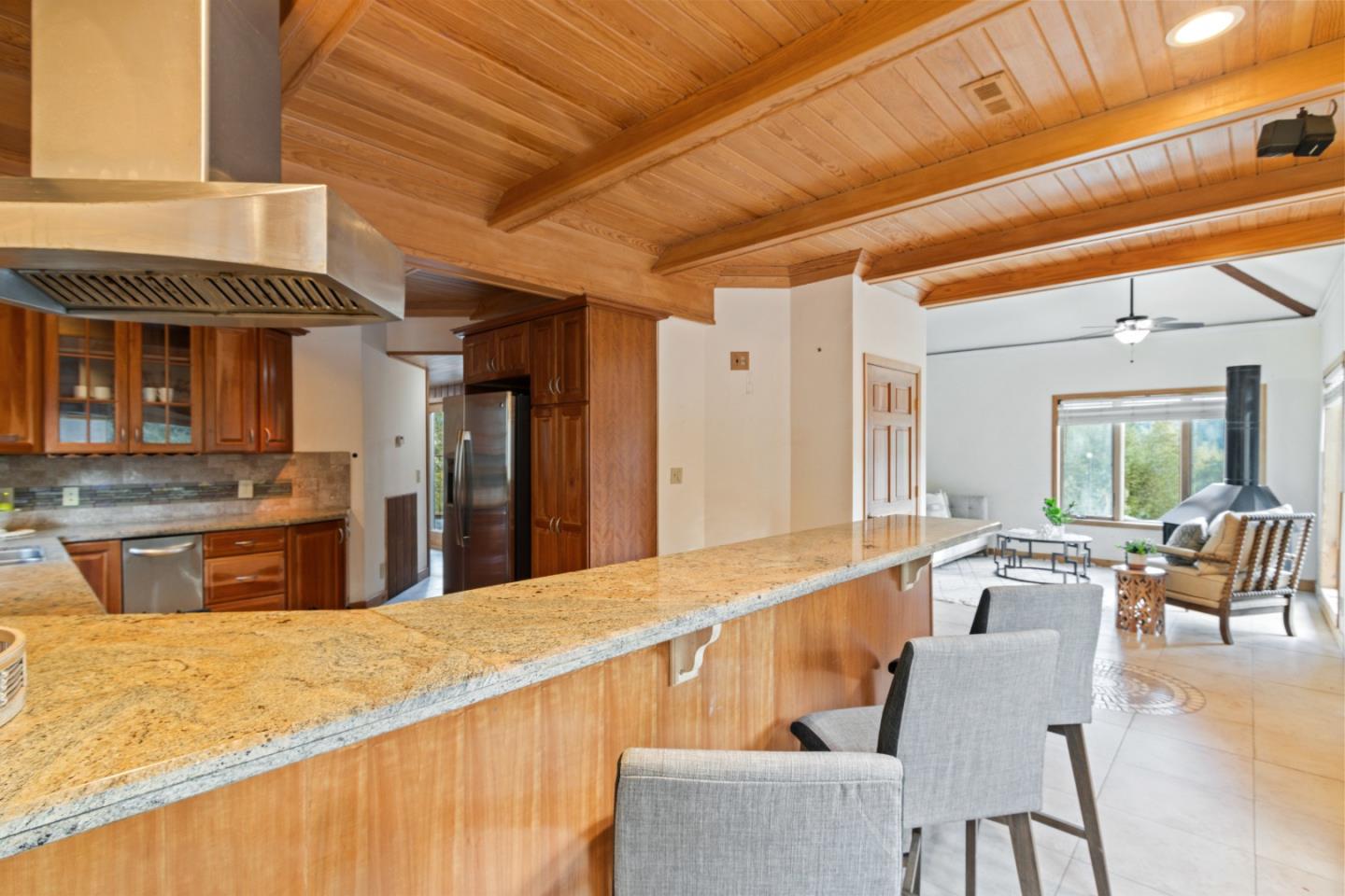 222 Timberwood RD