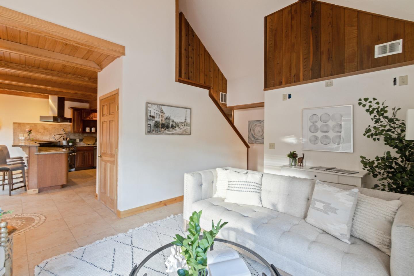 222 Timberwood RD