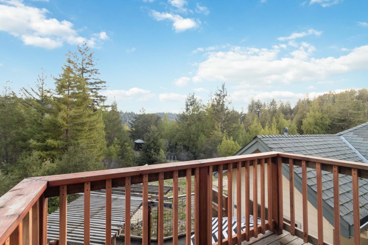 222 Timberwood RD