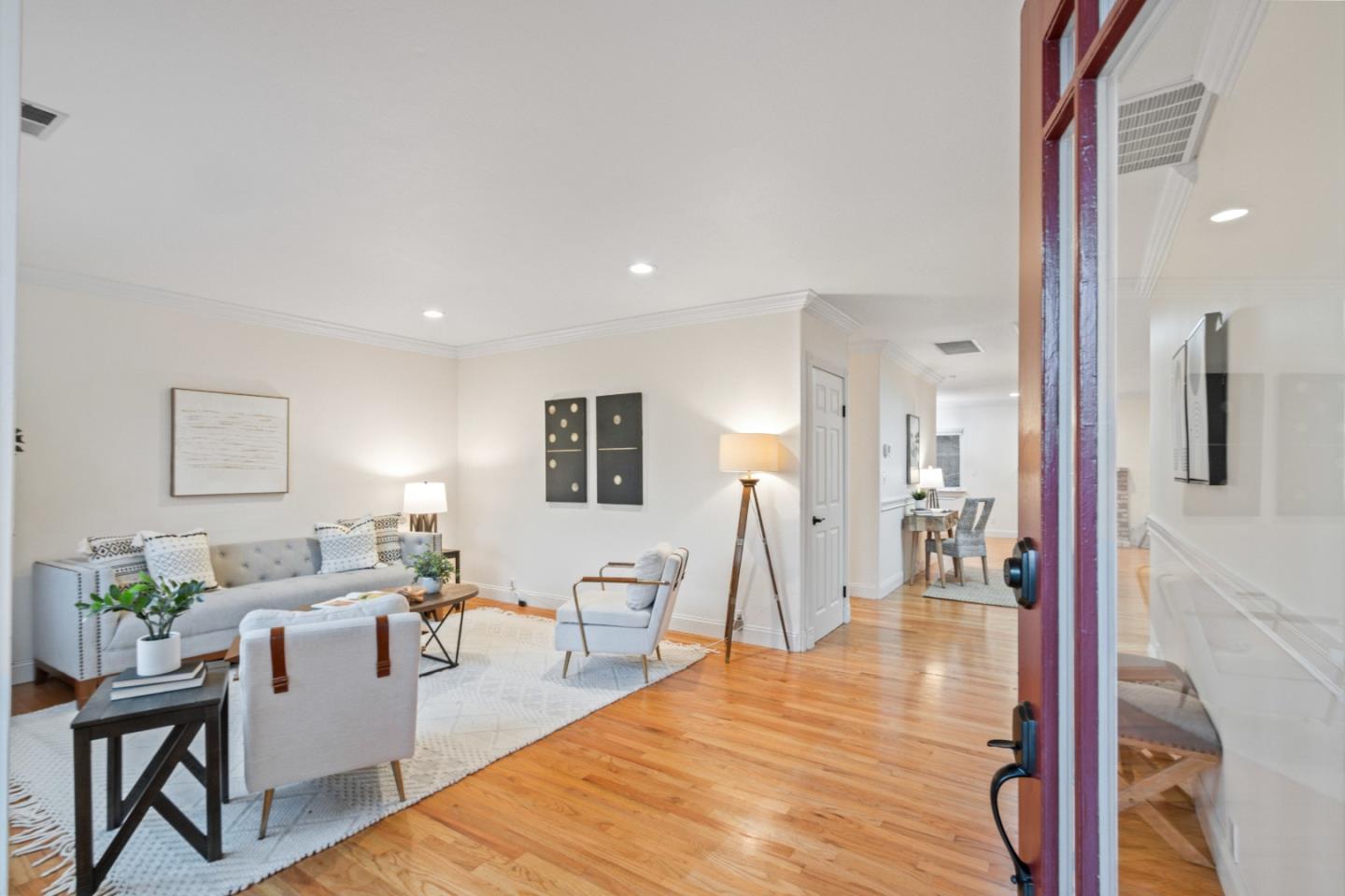 1488 Sierra AVE