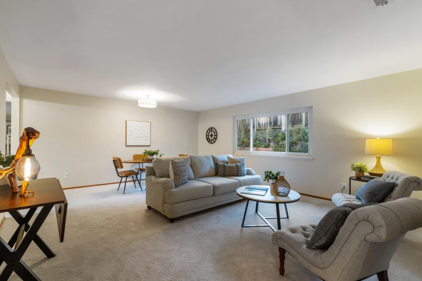 1430 Whispering Pines DR