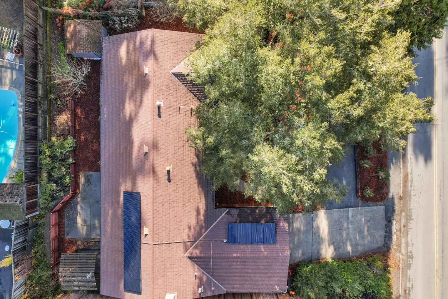 1430 Whispering Pines DR