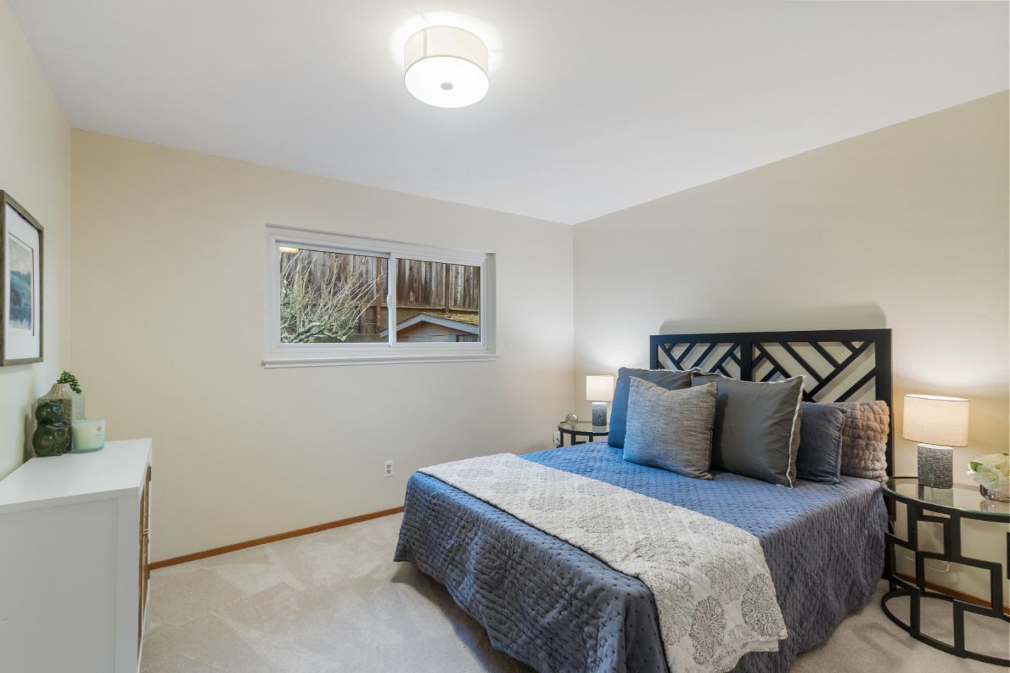 1430 Whispering Pines DR