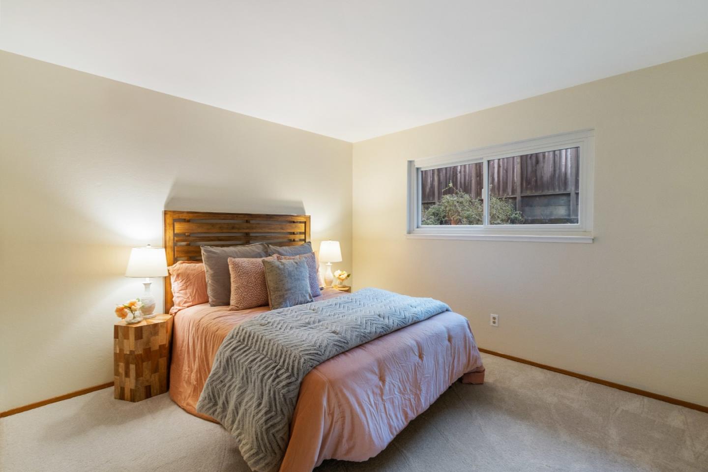 1430 Whispering Pines DR