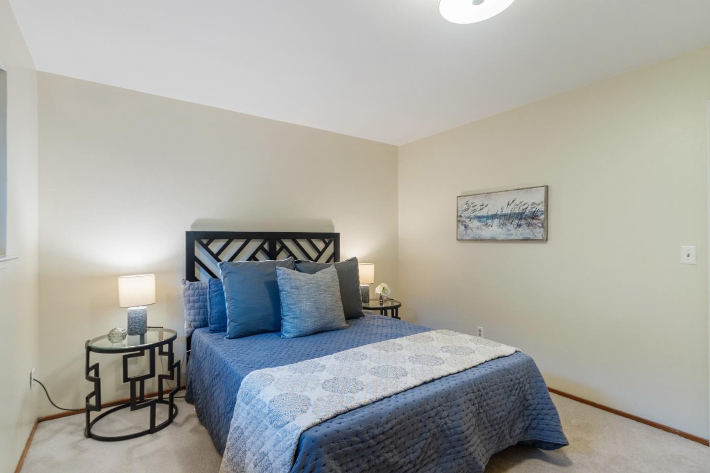 1430 Whispering Pines DR