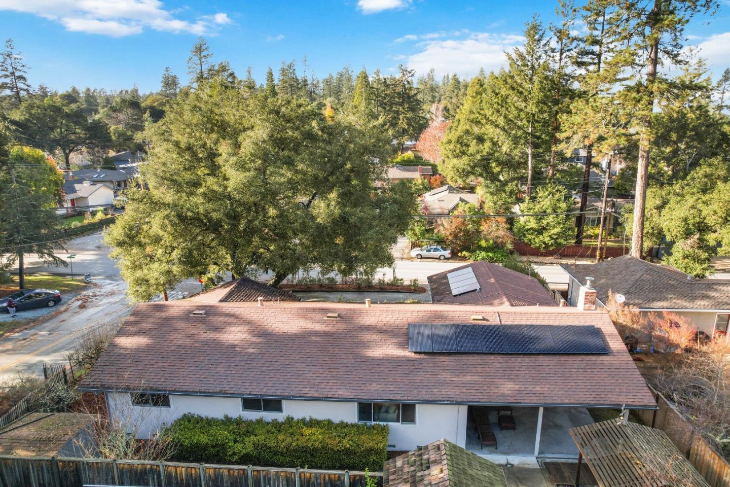 1430 Whispering Pines DR