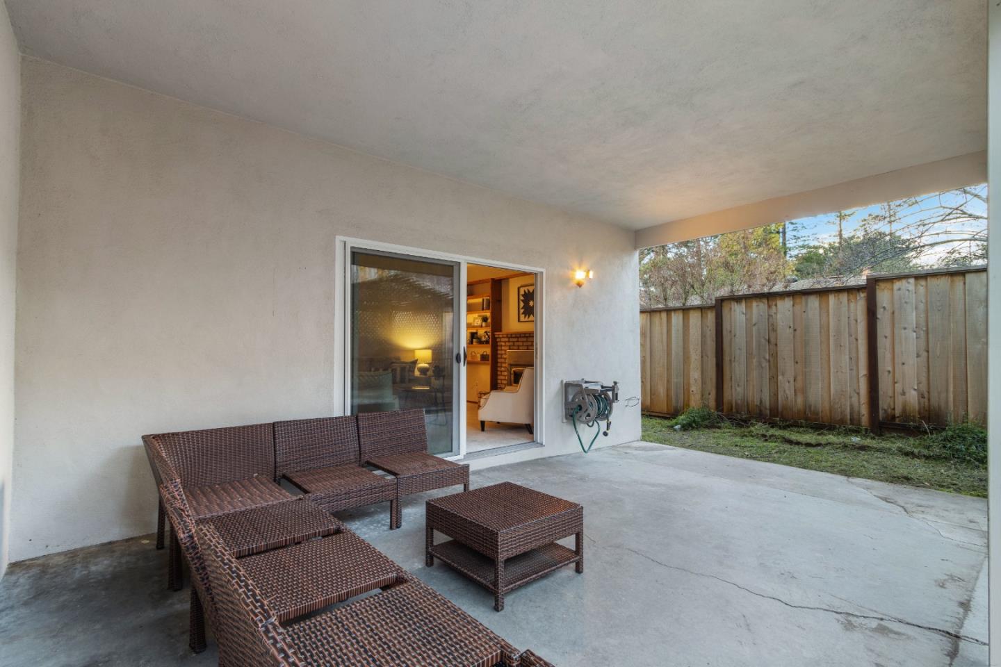 1430 Whispering Pines DR