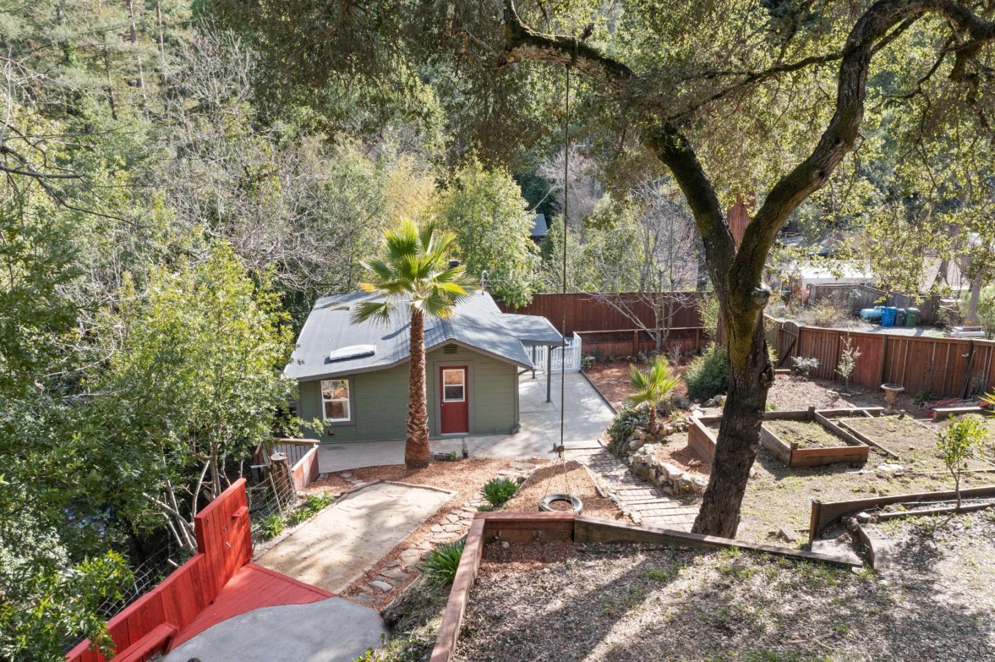 430 Creekside WAY