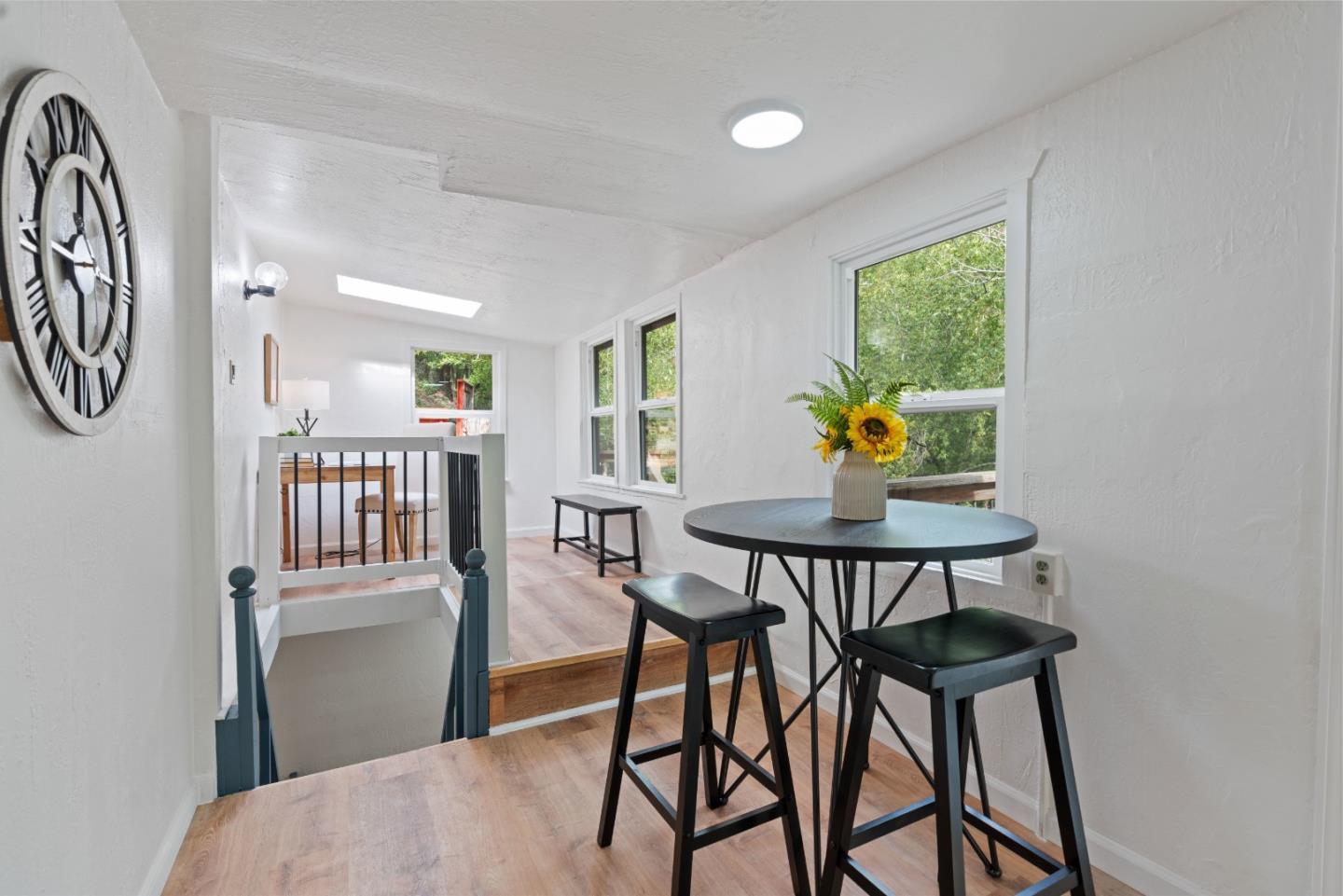 430 Creekside WAY