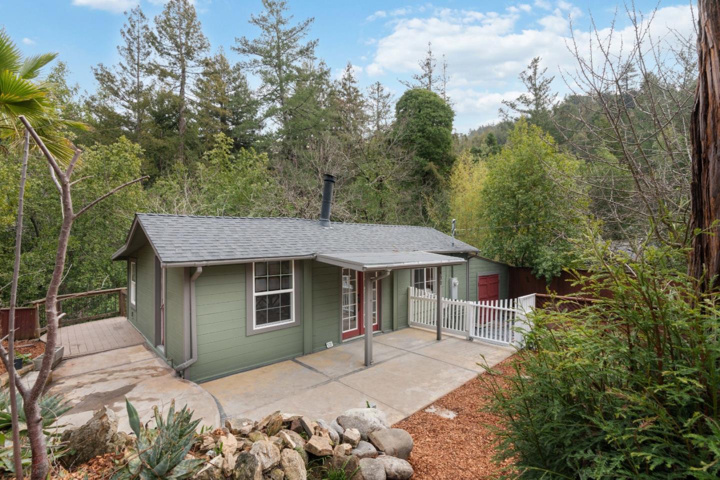 430 Creekside WAY