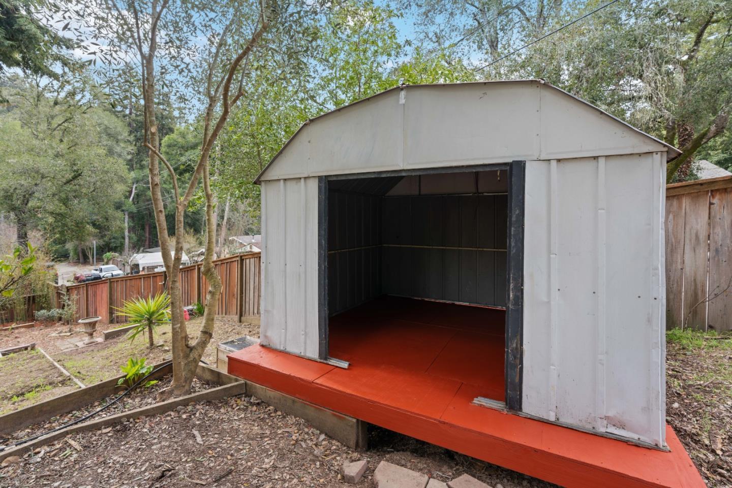 430 Creekside WAY