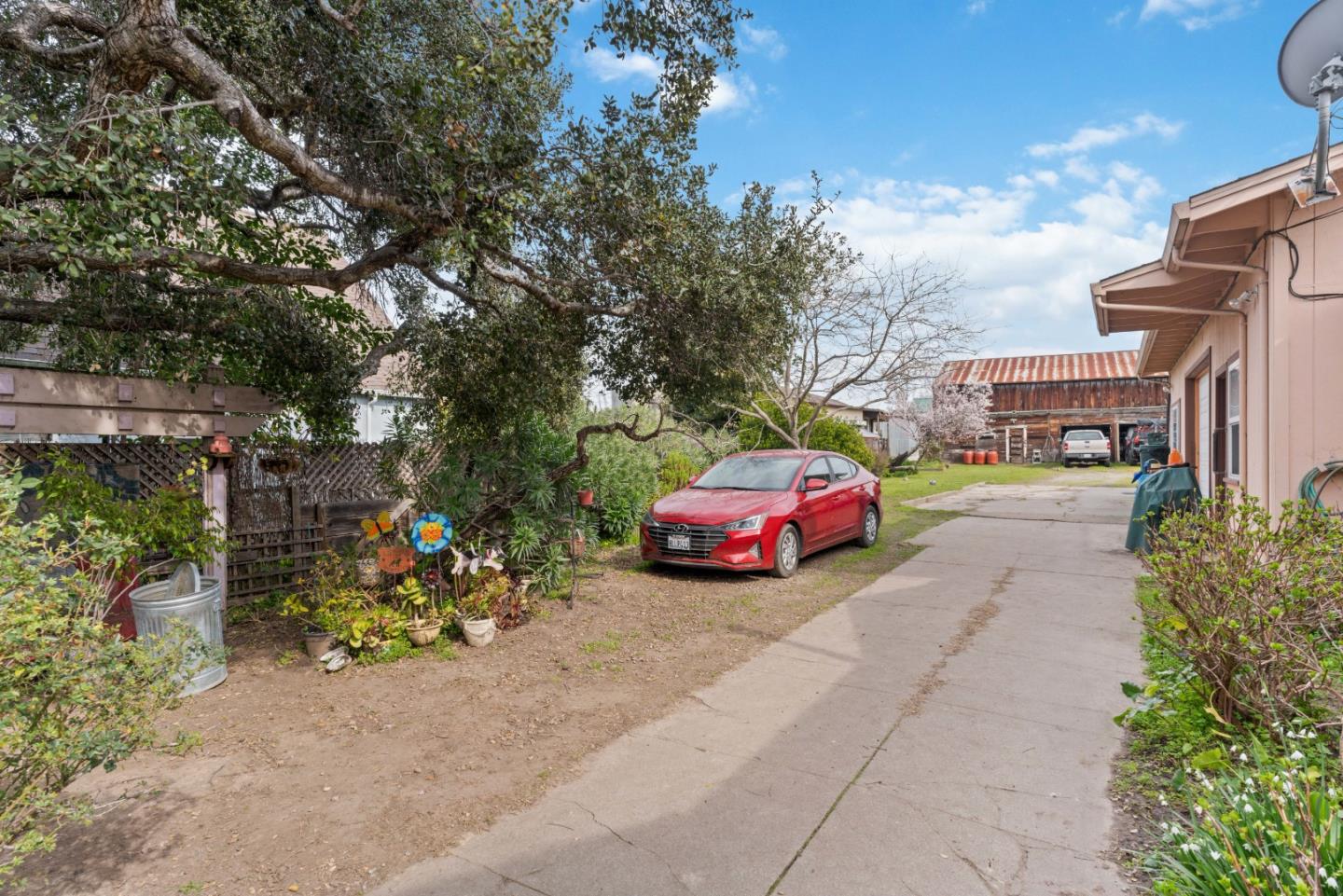 2400 7th AVE