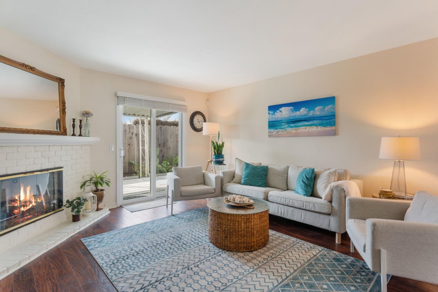 499 Cloudview DR