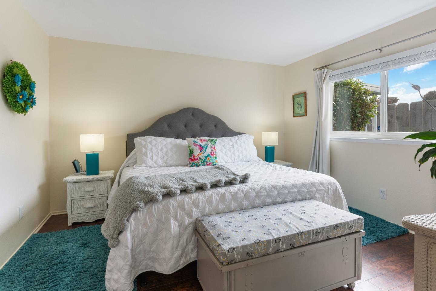 499 Cloudview DR