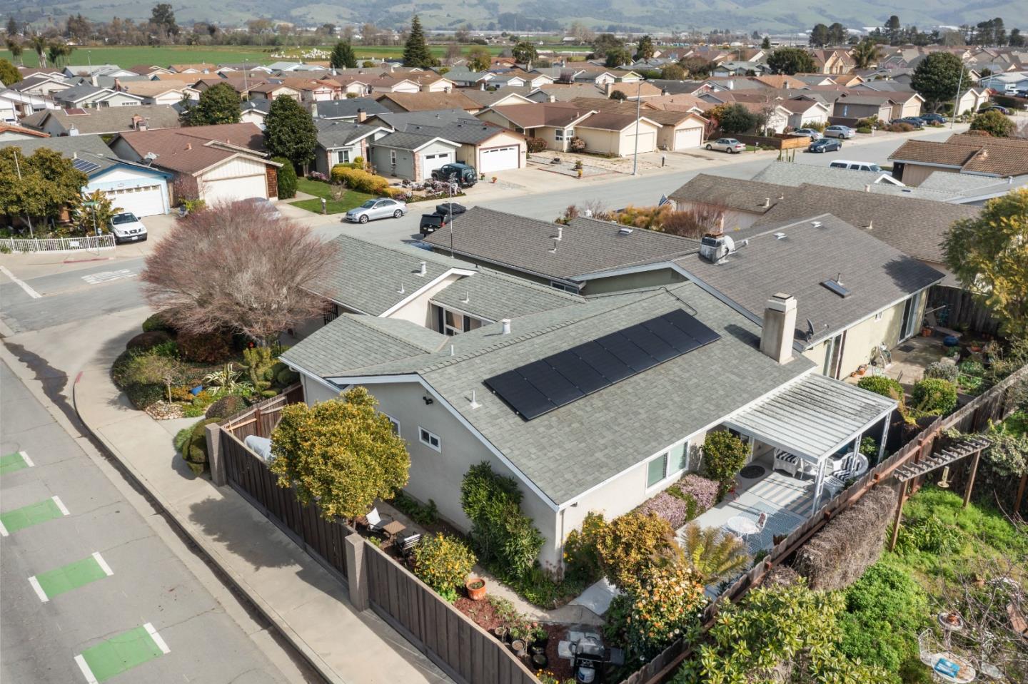499 Cloudview DR