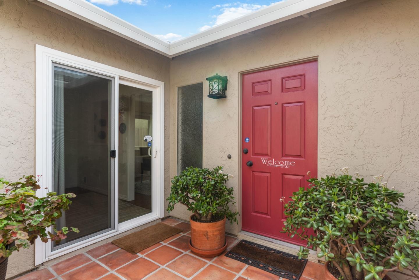 499 Cloudview DR