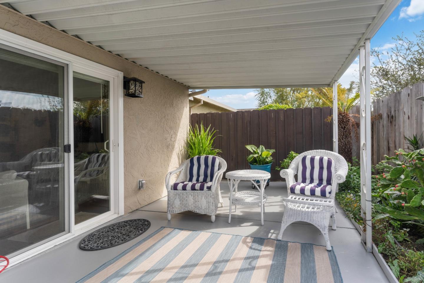 499 Cloudview DR