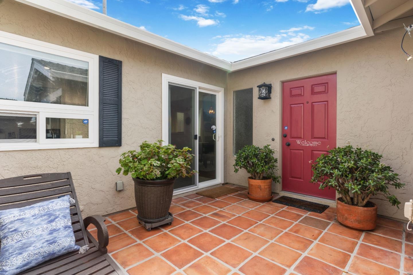 499 Cloudview DR