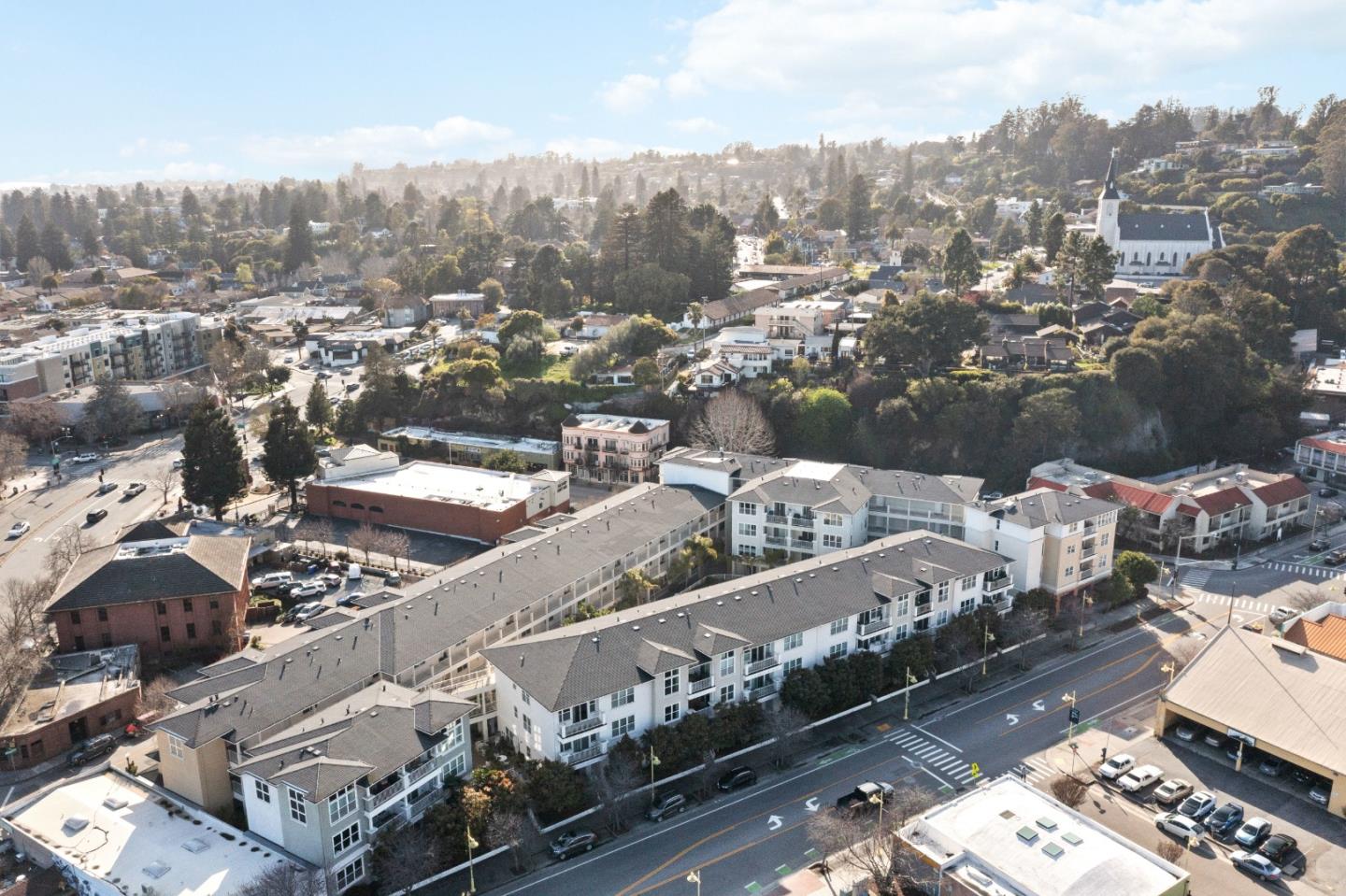2030 N Pacific 236