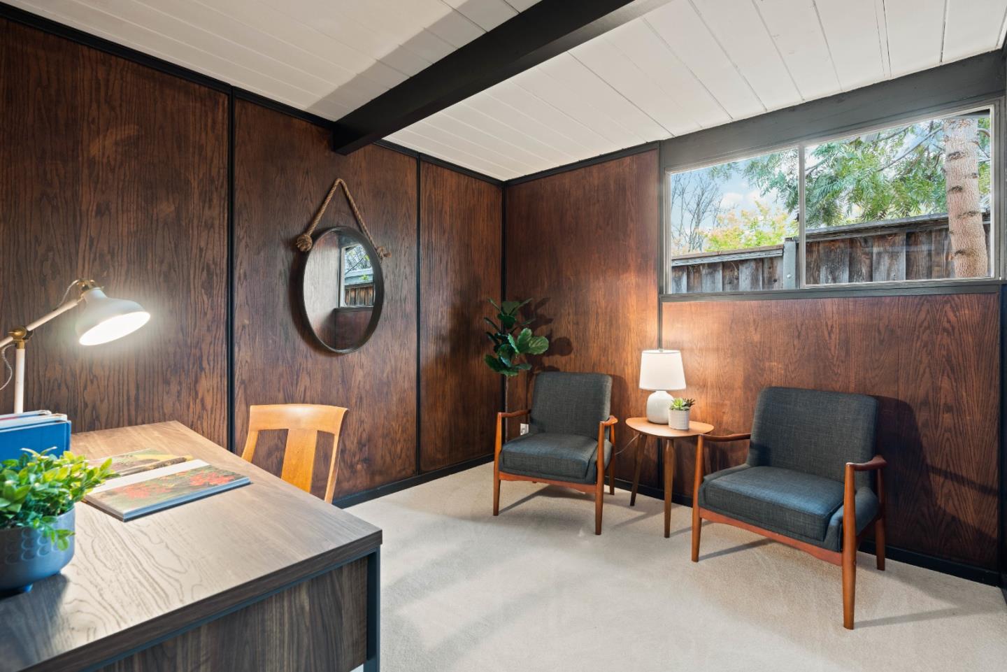 2285 Fairglen DR