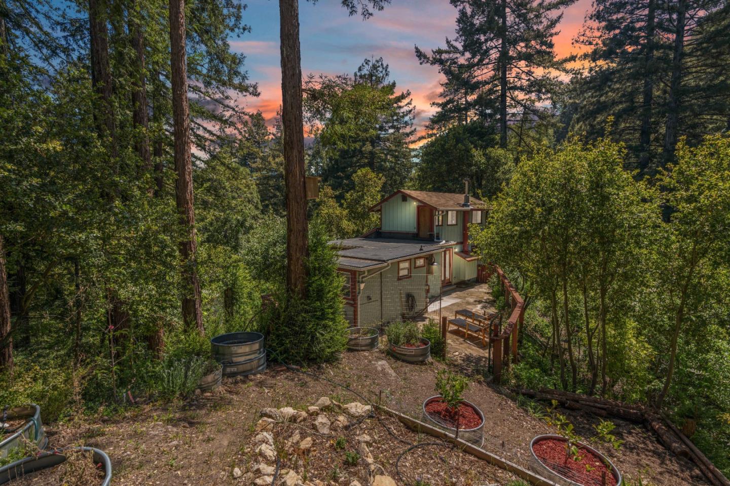 9913 Alba RD