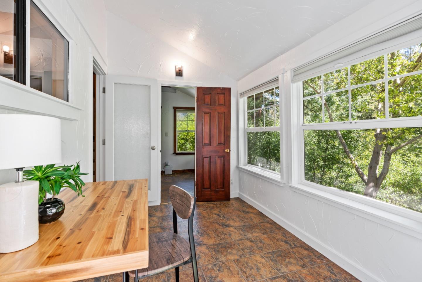 9913 Alba RD