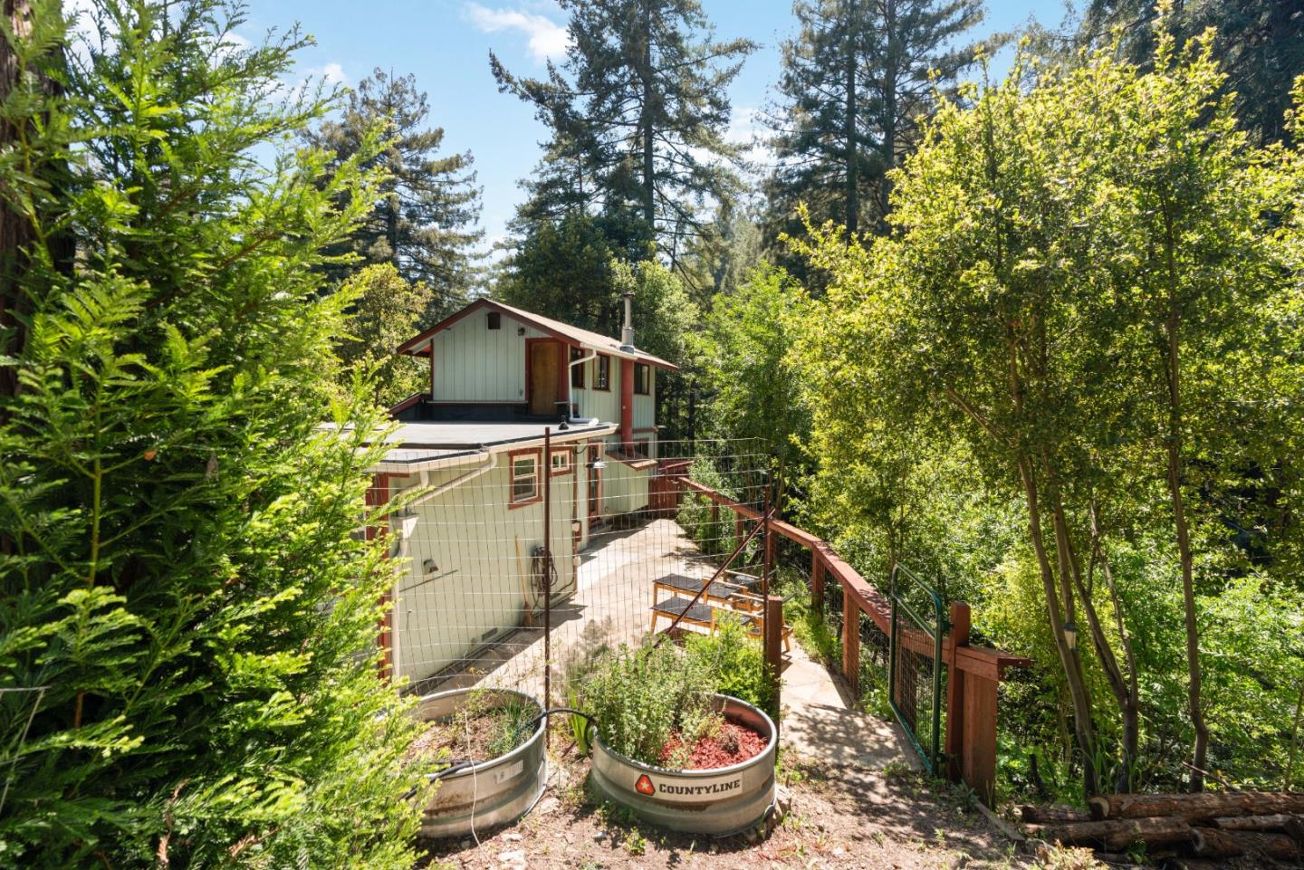 9913 Alba RD