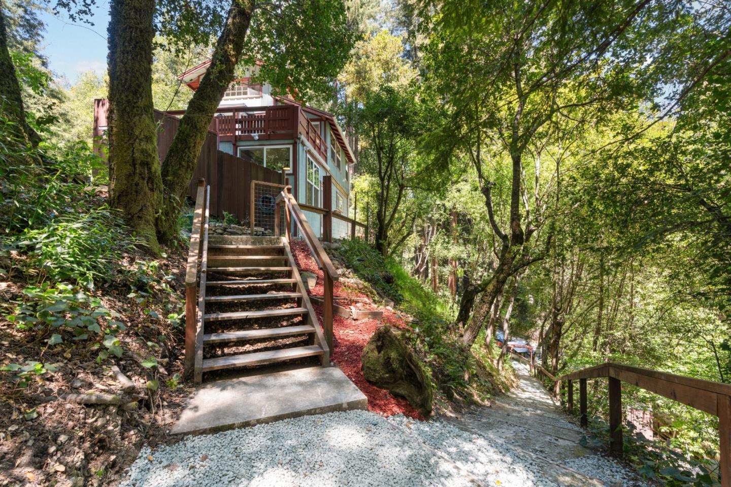 9913 Alba RD