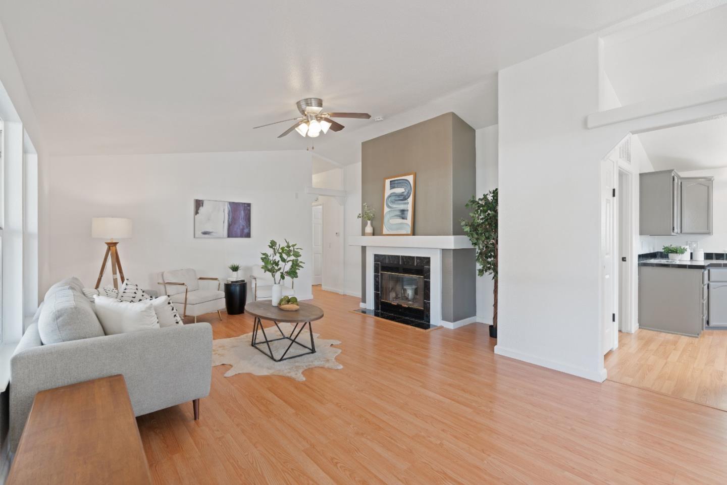 2151 Oakland RD 176