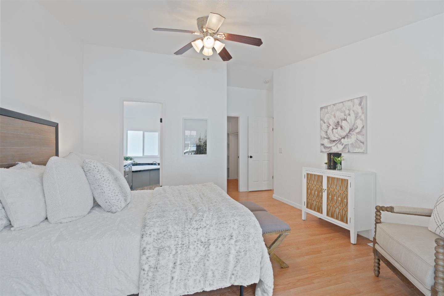 2151 Oakland RD 176