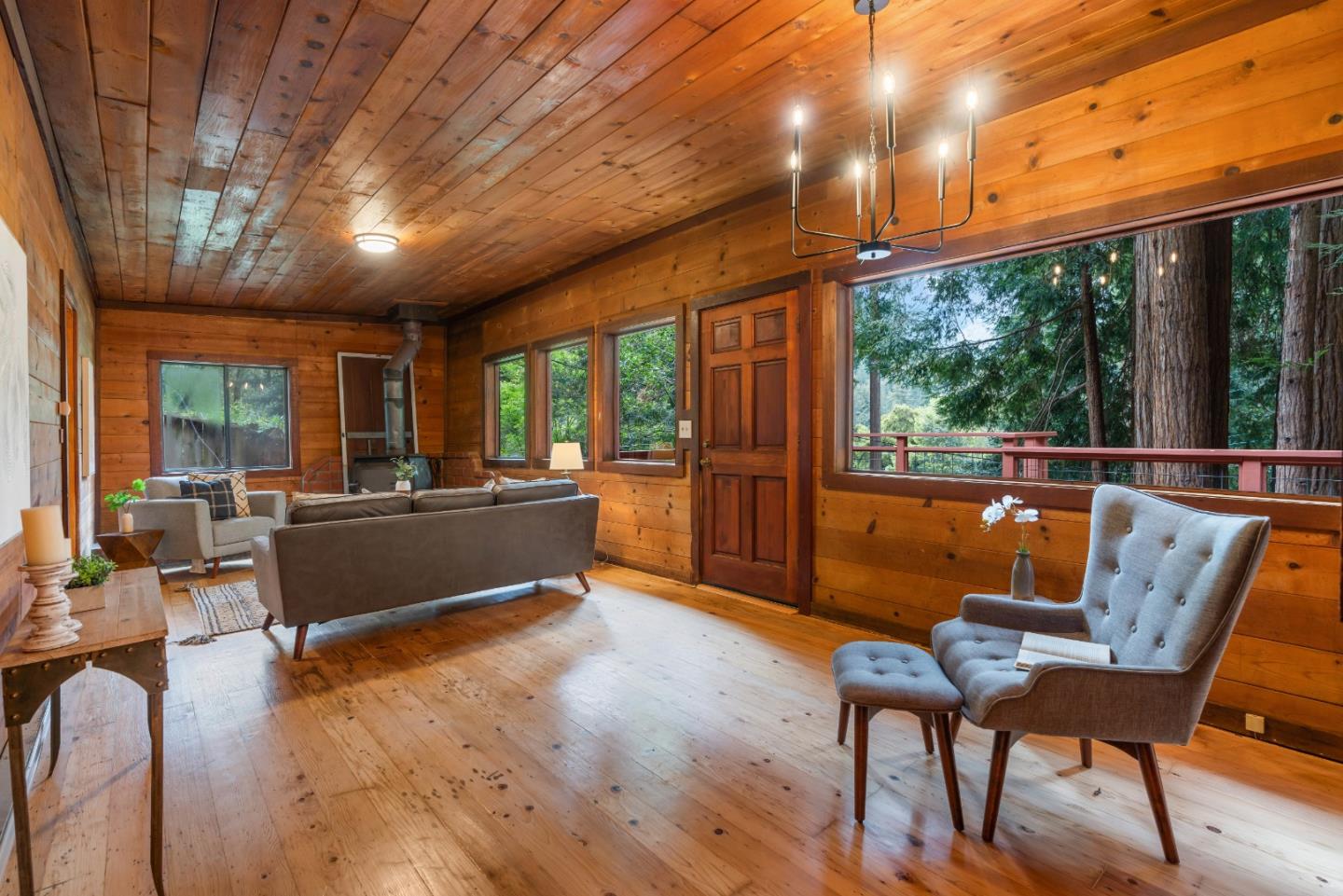258 Ridge DR