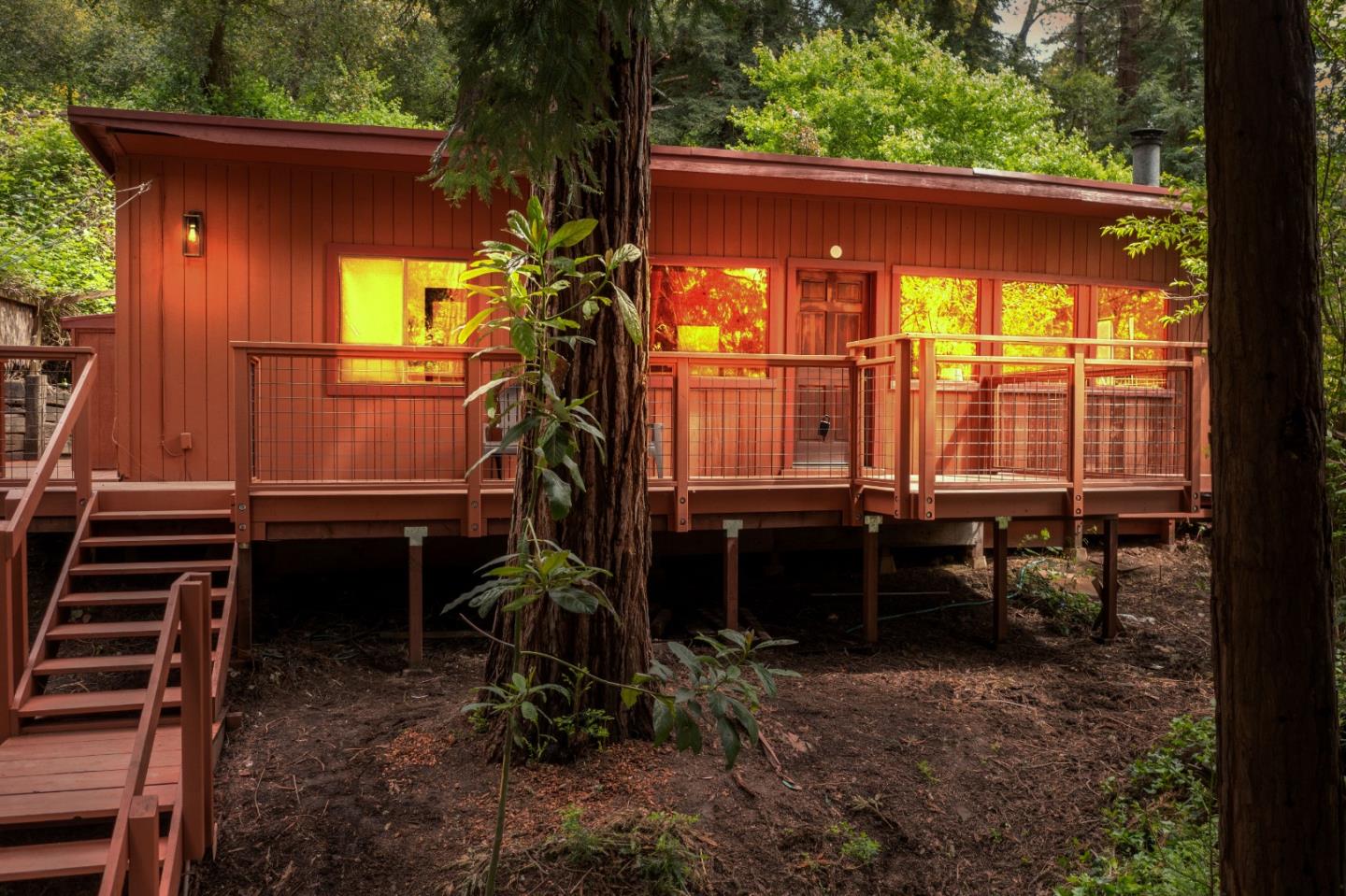 258 Ridge DR