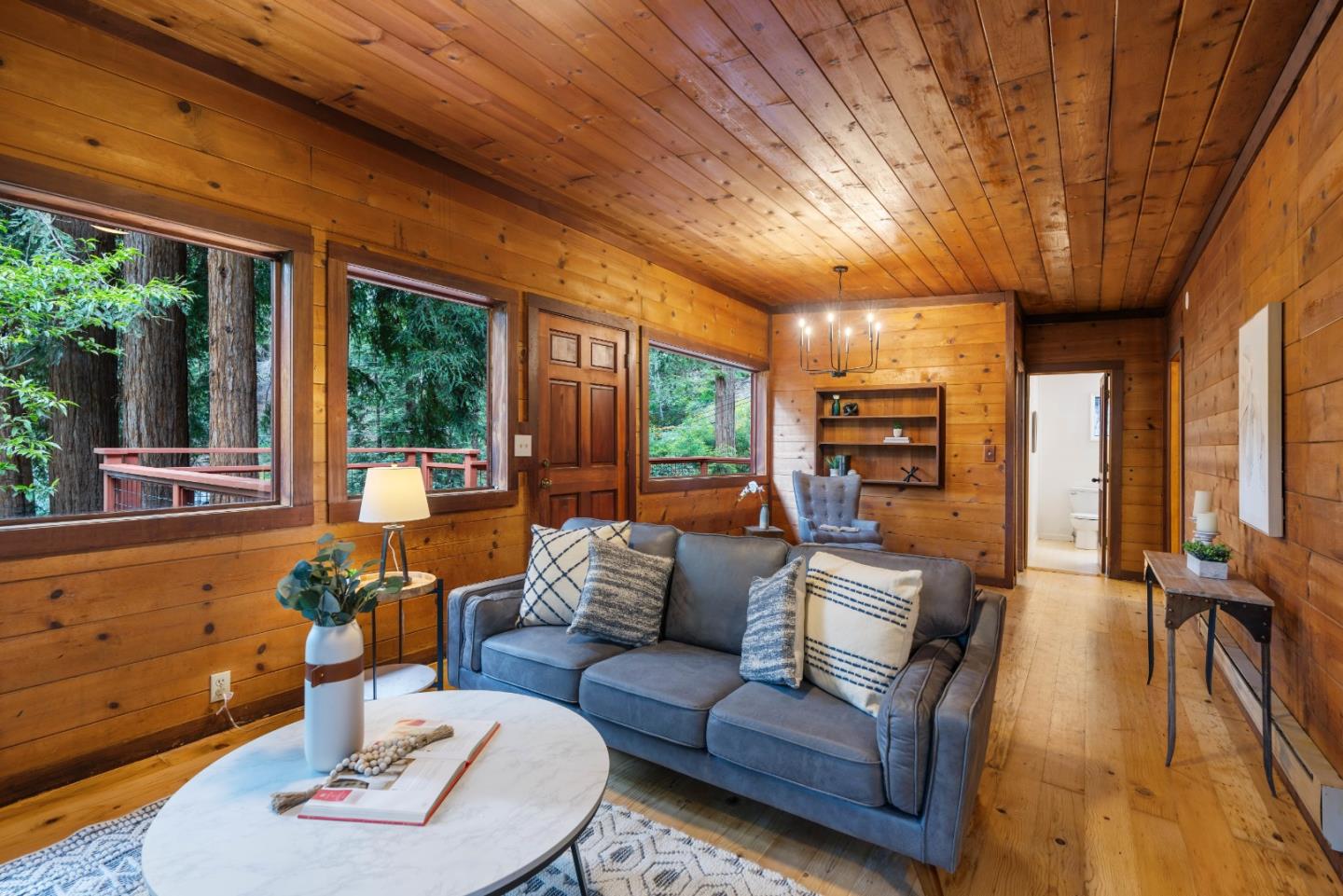 258 Ridge DR