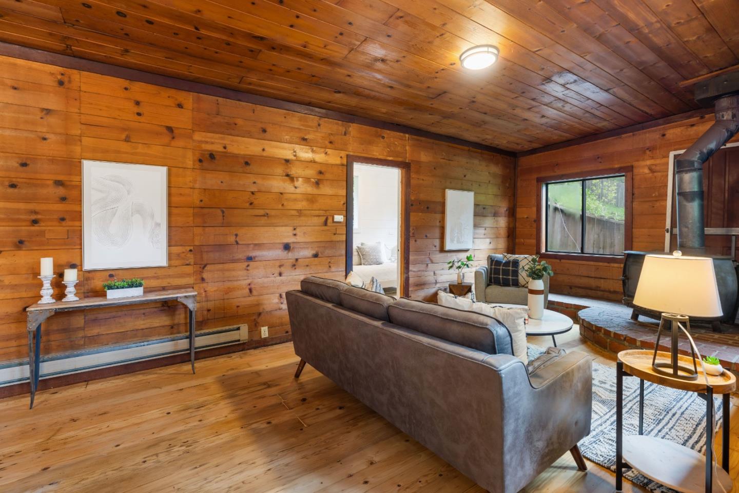 258 Ridge DR