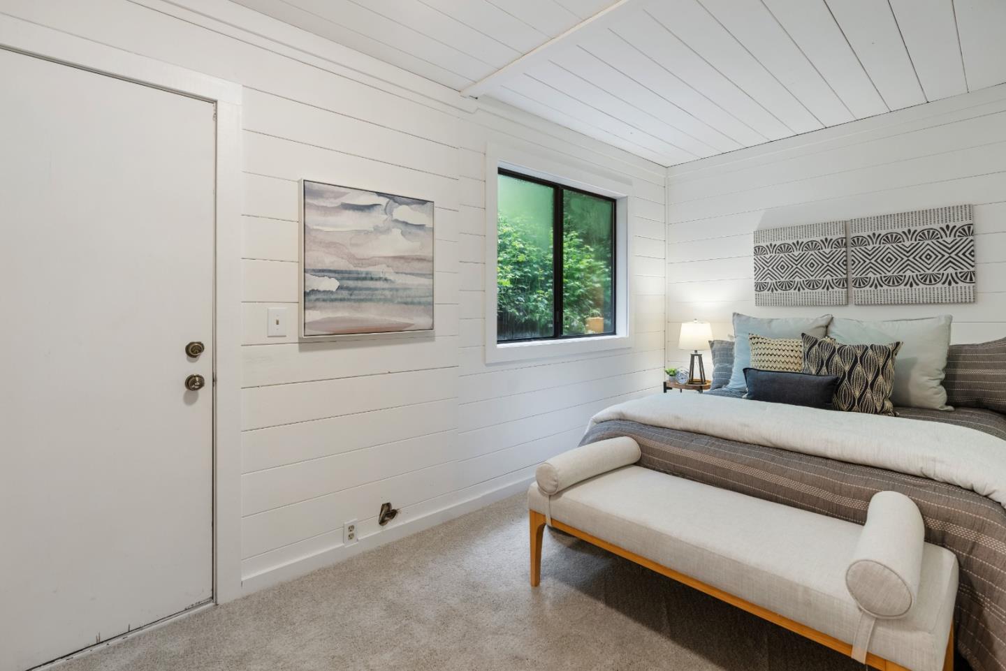 258 Ridge DR